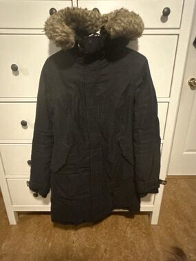 ARITZIA TNA Avoriaz Parka | Black | Technical Winter Jacket | Medium